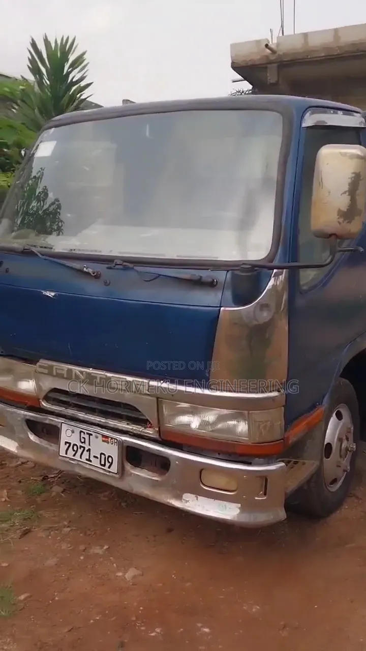 Mitsubishi Fuso Canter Tipper