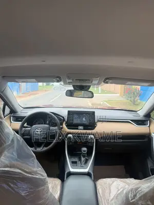 Toyota RAV4 XLE AWD 2020 Red