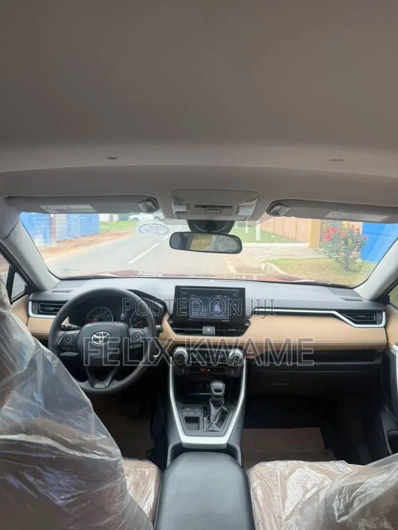 Toyota RAV4 XLE AWD 2020 Red