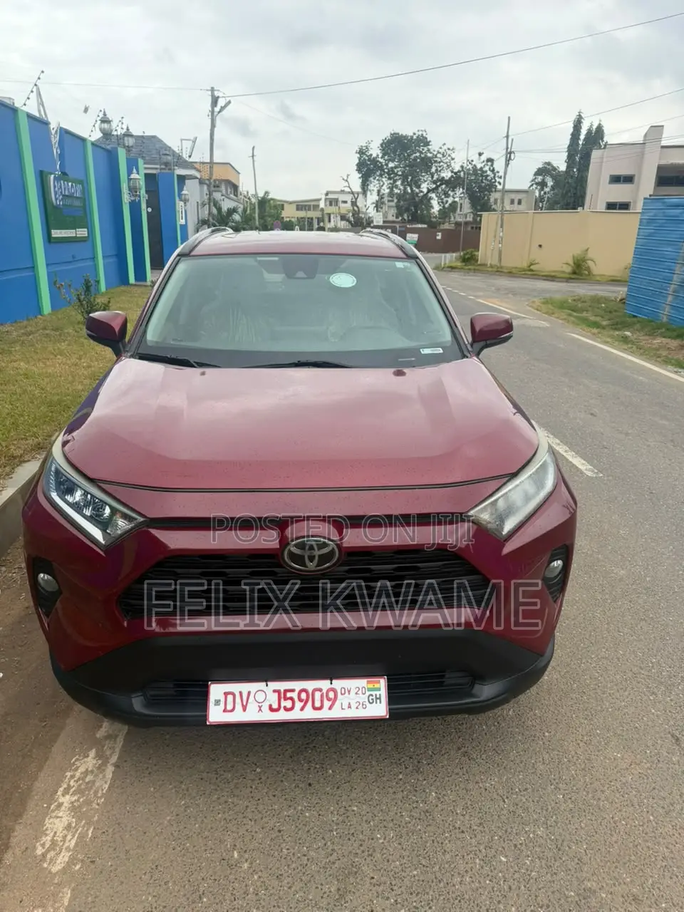 Toyota RAV4 XLE AWD 2020 Red