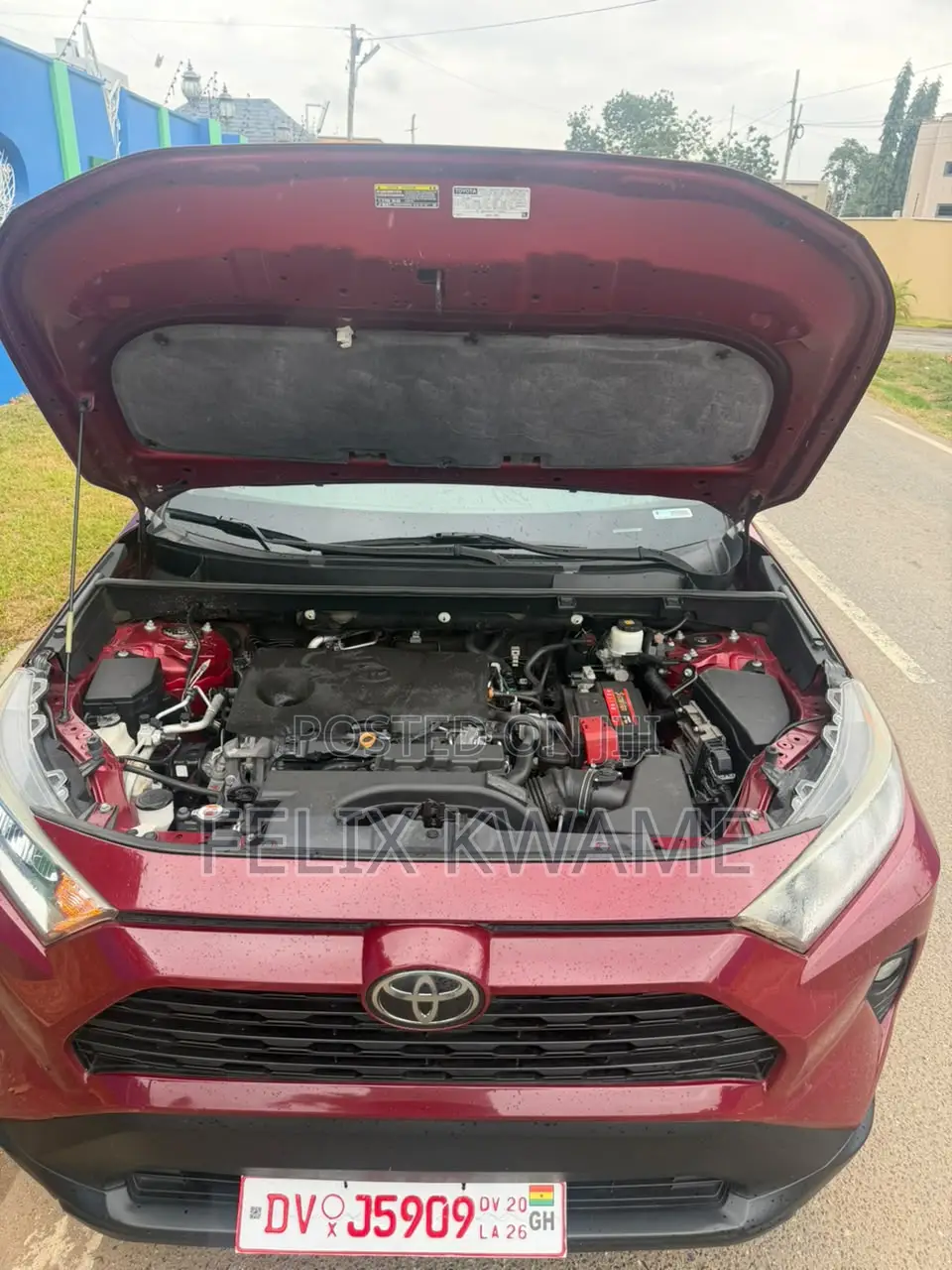 Toyota RAV4 XLE AWD 2020 Red