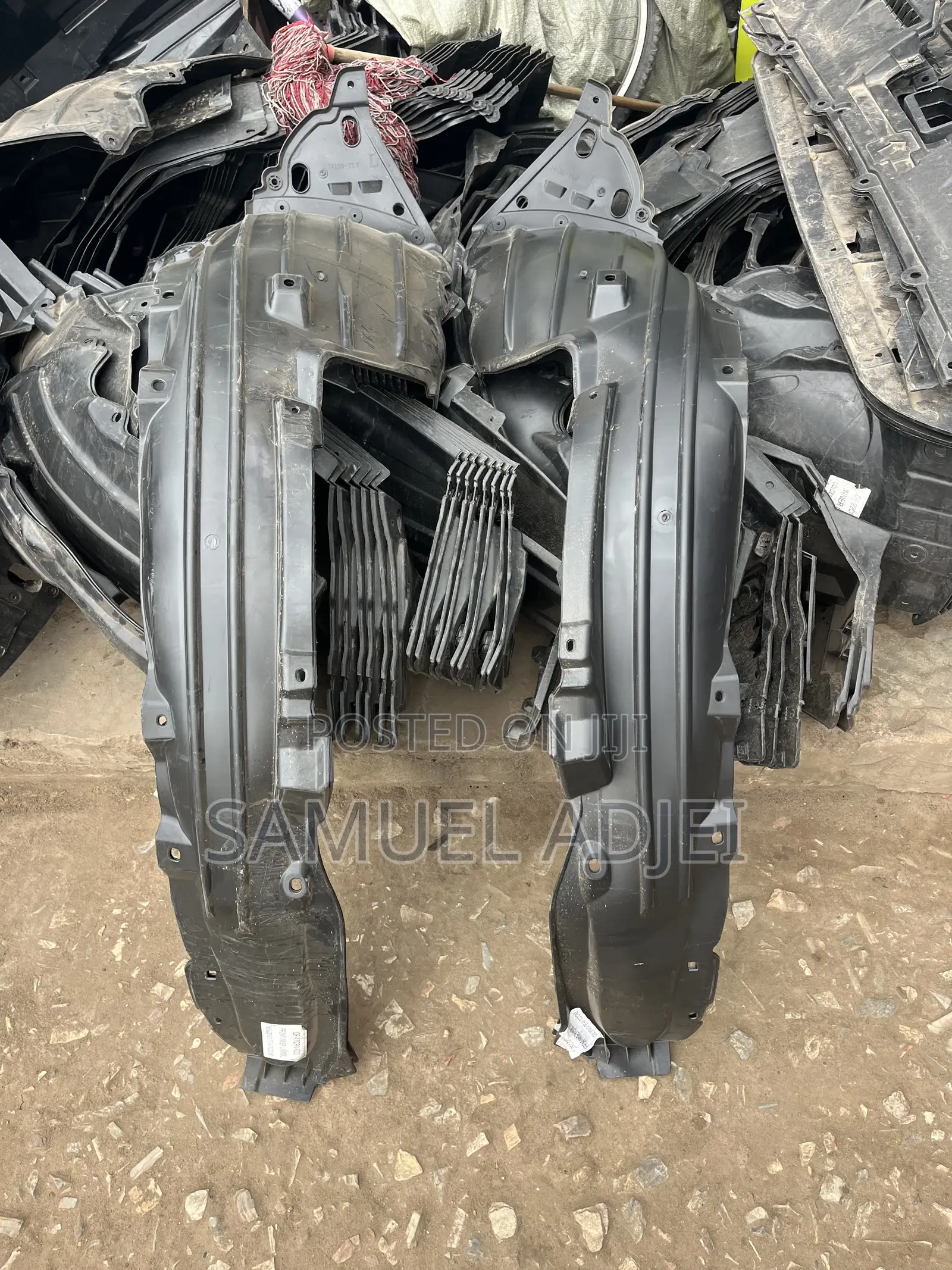 Honda CRV 2017 to 2022 Fender Linner Pair Original.