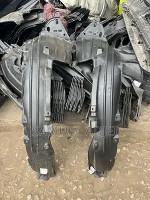 Honda CRV 2017 to 2022 Fender Linner Pair Original.