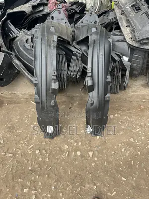 Honda CRV 2017 to 2022 Fender Linner Pair Original.