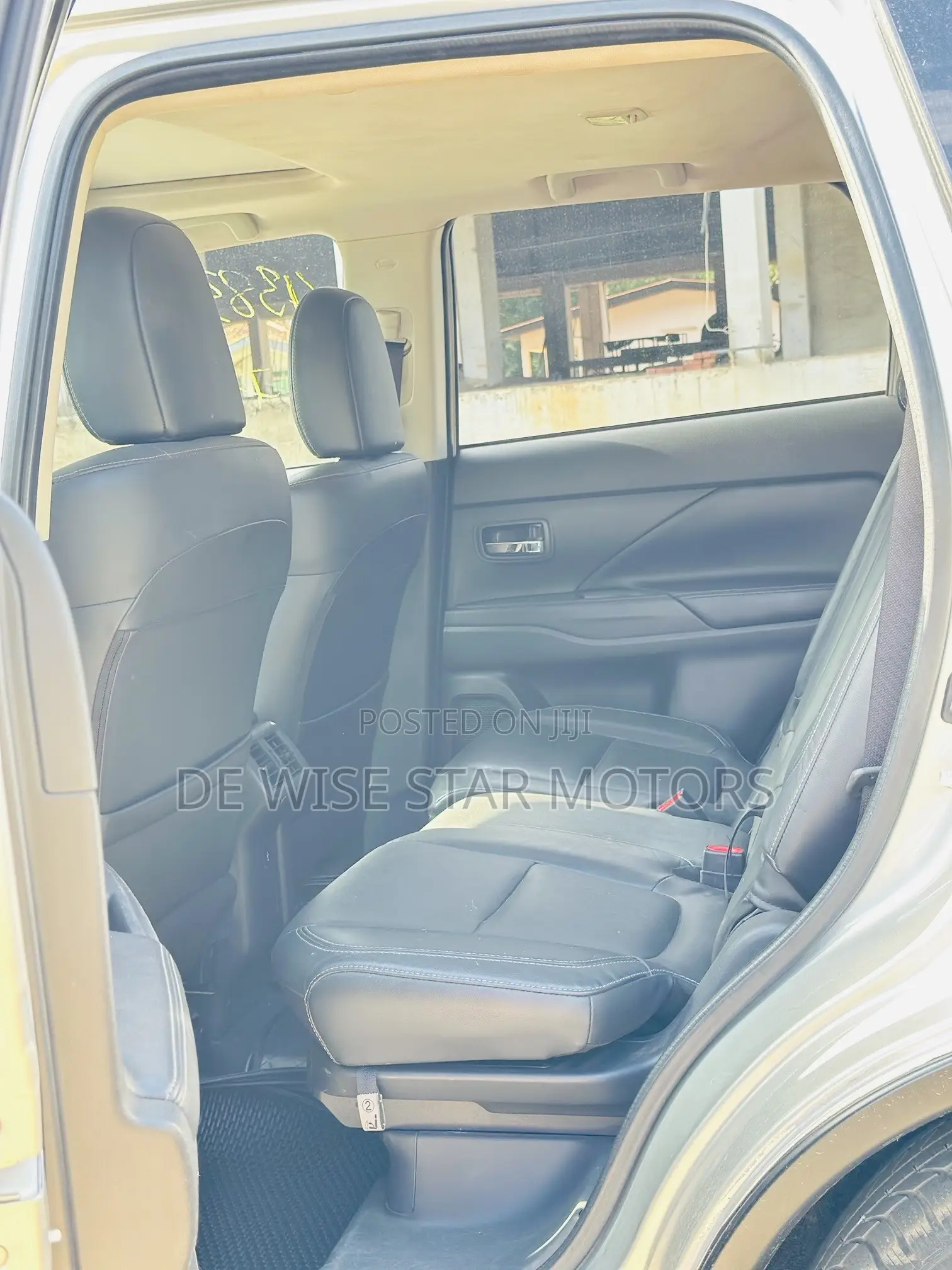 Mitsubishi Outlander 2.0 PHEV AWD 2019 Silver