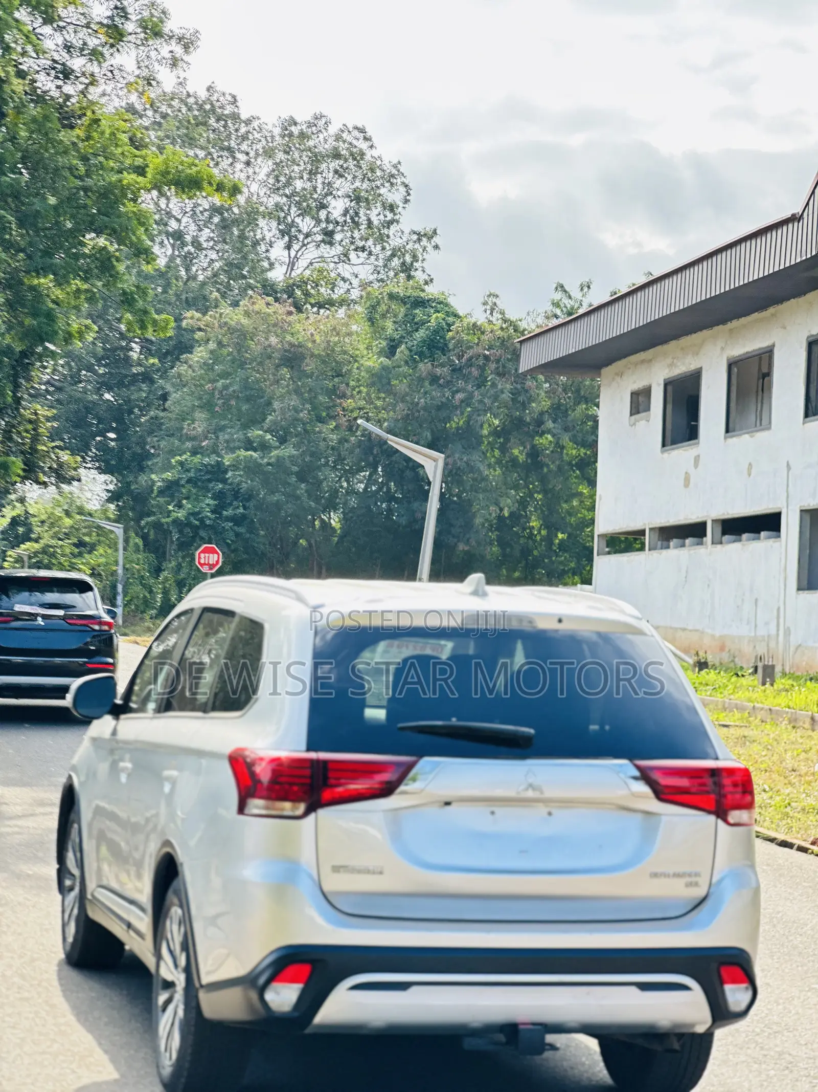 Mitsubishi Outlander 2.0 PHEV AWD 2019 Silver