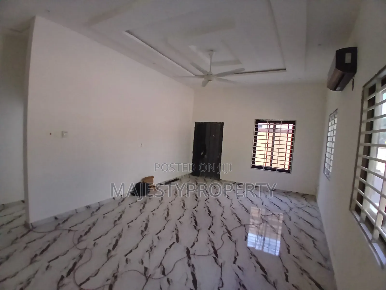 3bdrm House in Batsona, Baatsona Total for sale