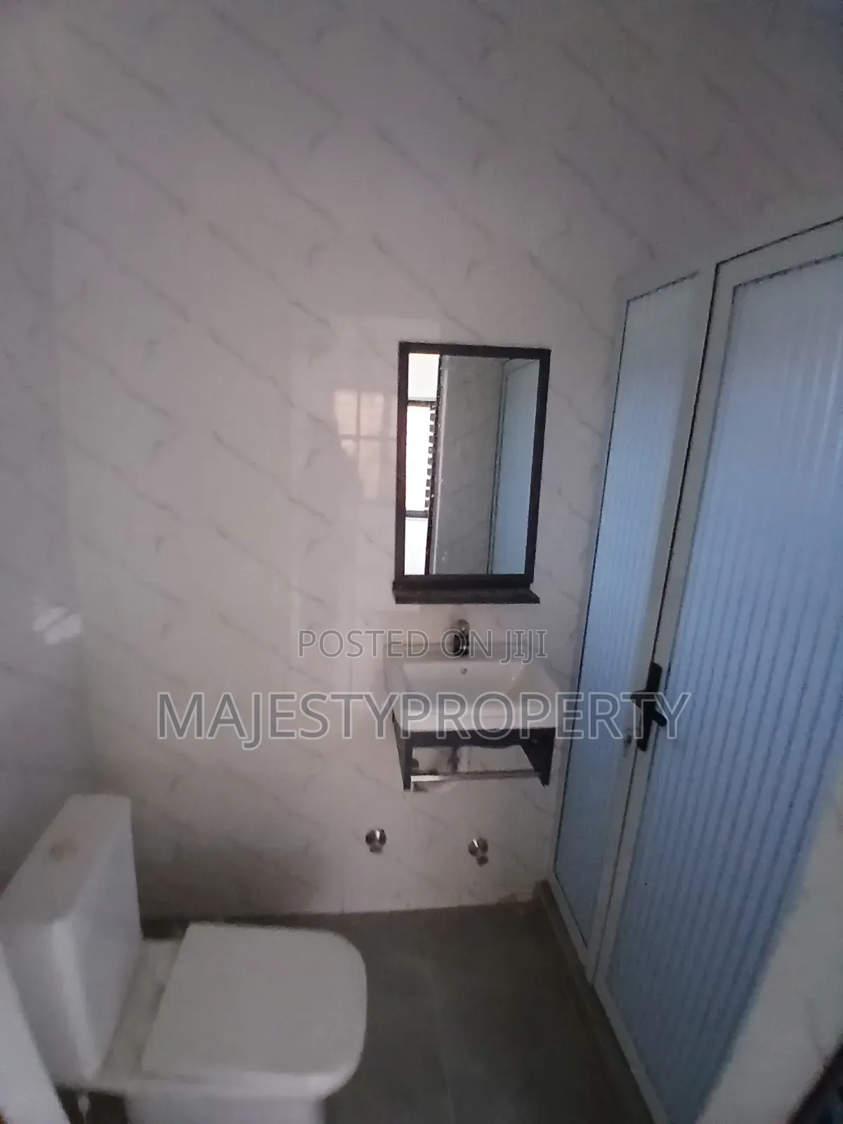3bdrm House in Batsona, Baatsona Total for sale