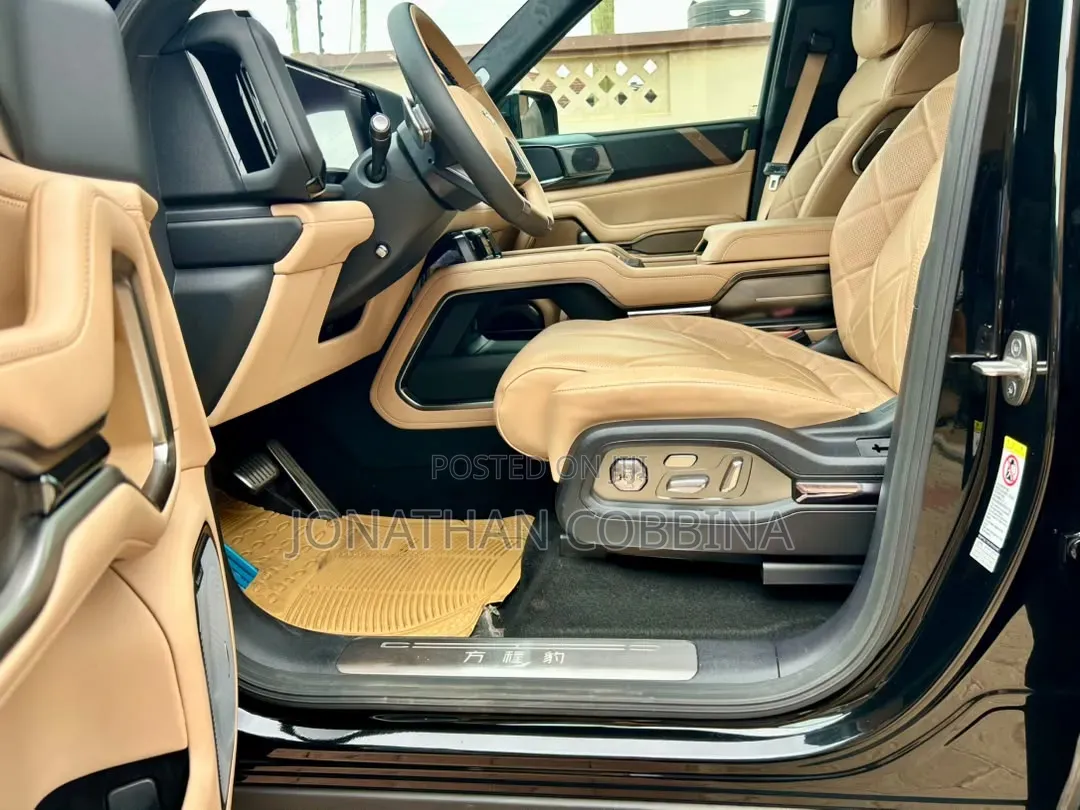 New BYD Leopard 8 2.0 Hybrid AWD 2025 Black