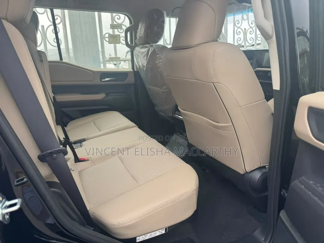 Toyota Land Cruiser Prado 2026 Black