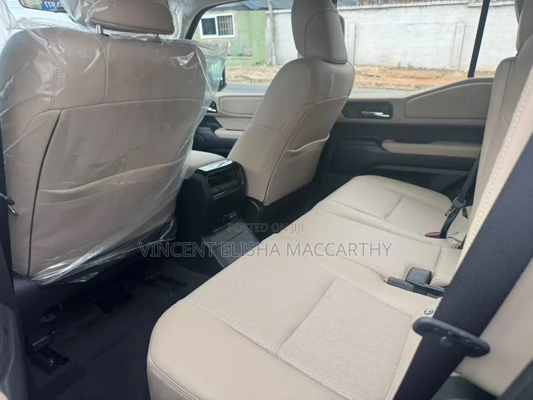 Toyota Land Cruiser Prado 2026 Black