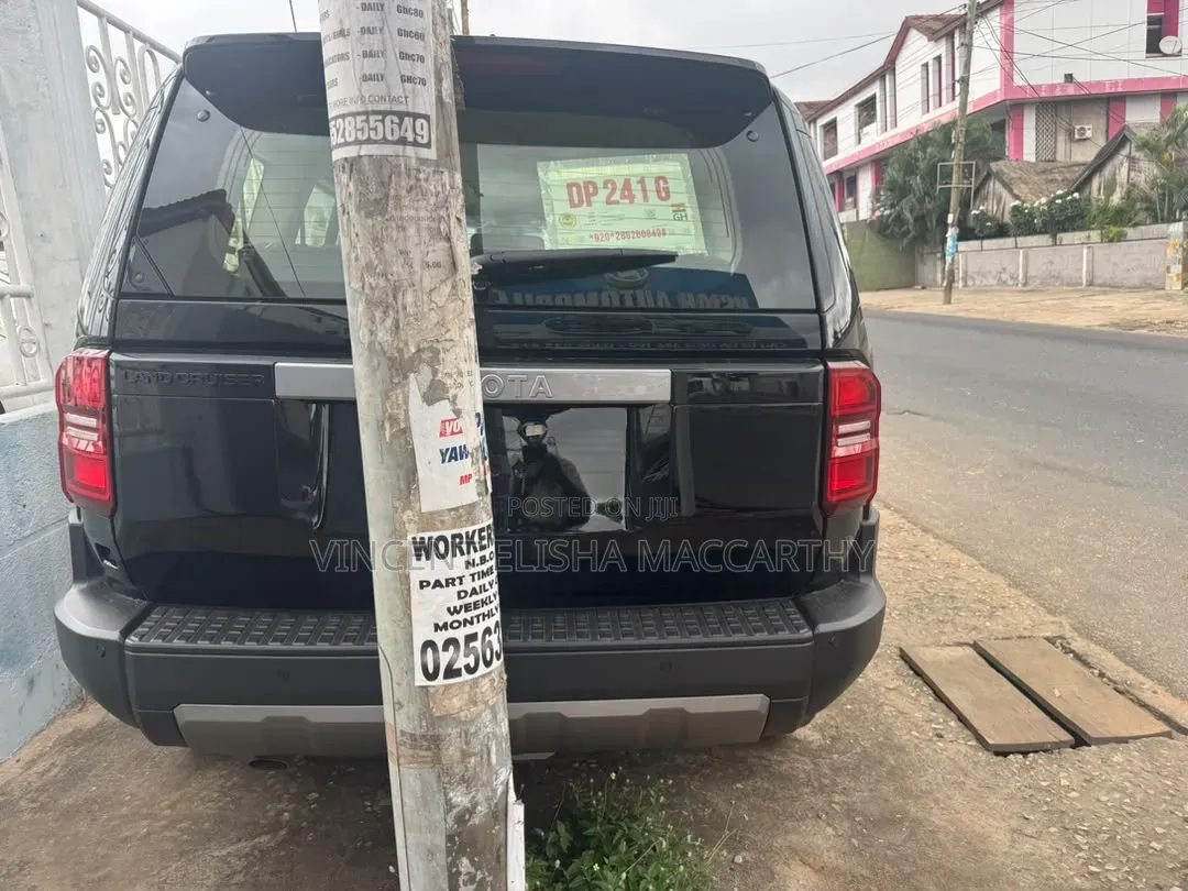 Toyota Land Cruiser Prado 2026 Black