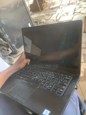 Laptop Dell Latitude 5490 8GB Intel Core i5 SSD 256GB