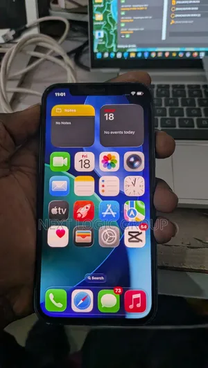 Apple iPhone 12 64 GB Black