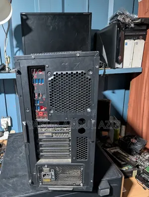 Desktop Computer Asus 16GB Intel Core i7 HDD 1T
