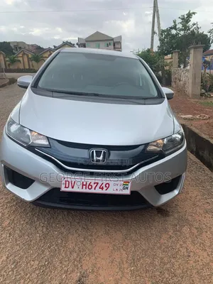 Honda Fit LX 4dr Hatchback (1.5L 4cyl 6M) 2015 Silver