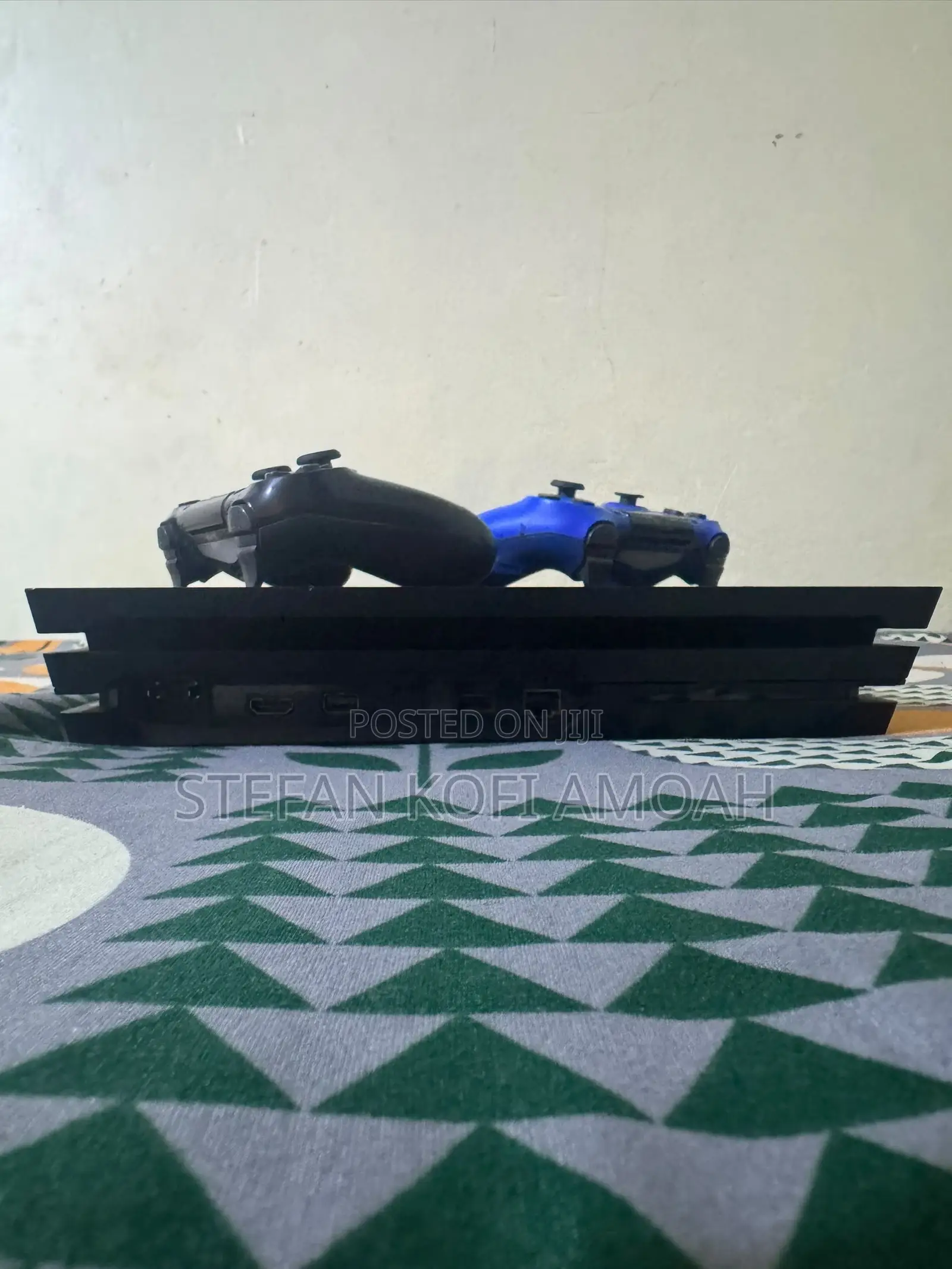 Play Station 4p Pro