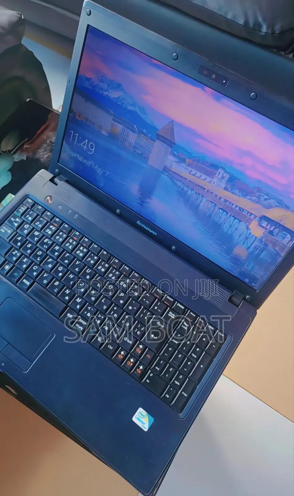 Laptop Lenovo G560 4GB Intel HDD+SSD 320GB