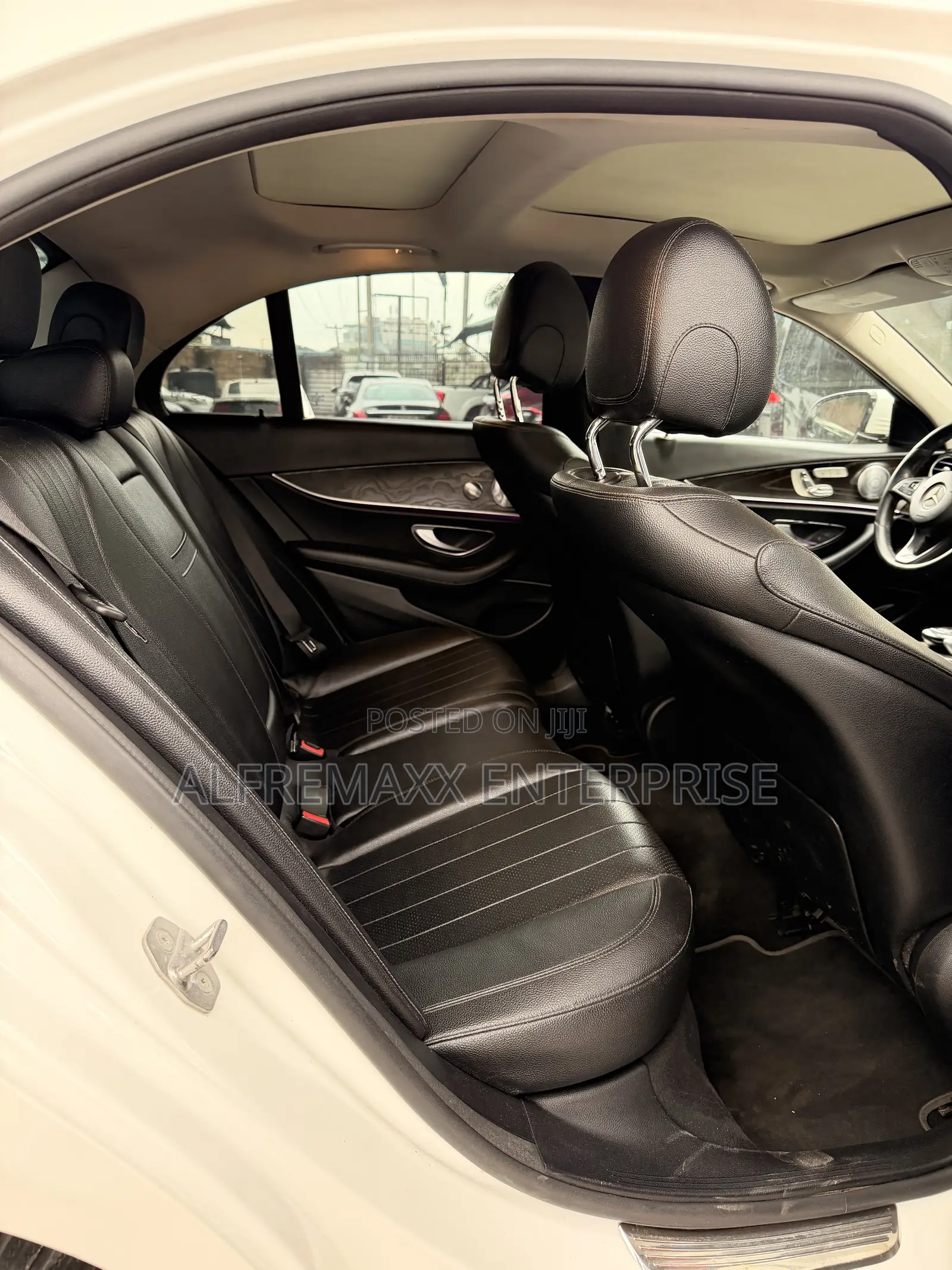 Mercedes-Benz E300 2018 White