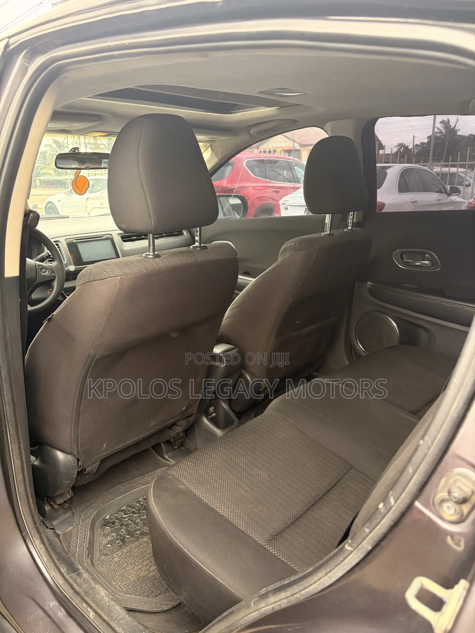 Honda HR-V 4dr SUV (1.5L 4cyl CVT) 2016 Gray