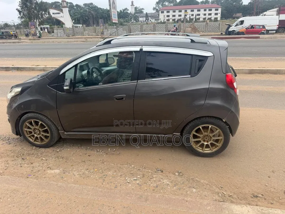 Chevrolet Spark 2013 Gray