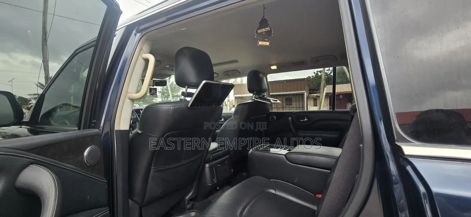 Infiniti QX80 PREMIUM SELECT 2021 Black