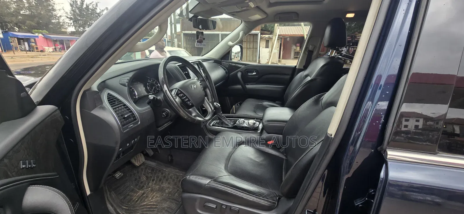Infiniti QX80 PREMIUM SELECT 2021 Black