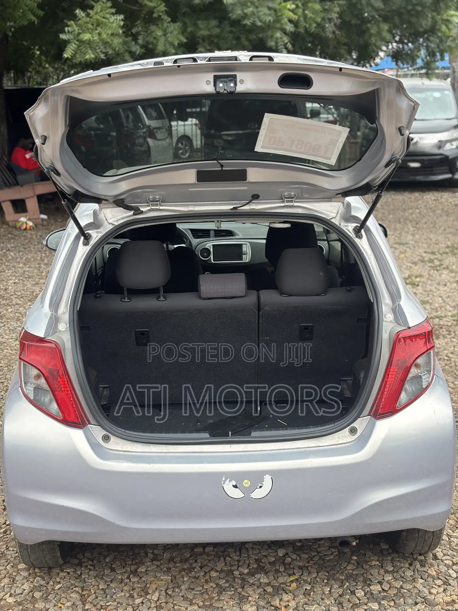 Toyota Vitz 2013 Purple