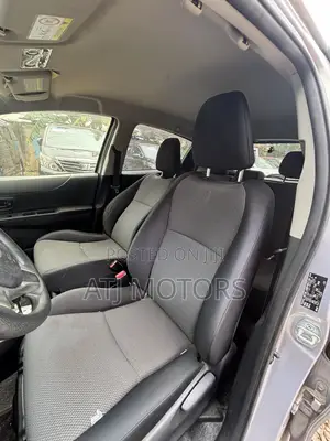 Toyota Vitz 2013 Purple