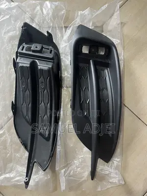 Honda Civic 2016 to 2018 Back Bumper Cover Pair.