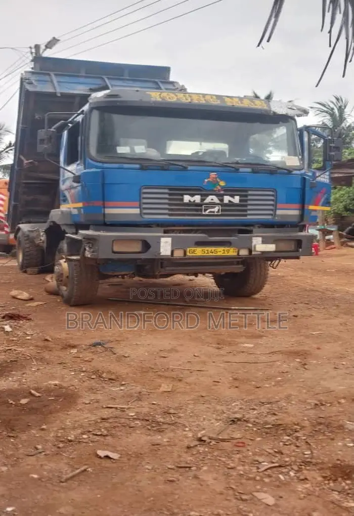 Tipper Truck