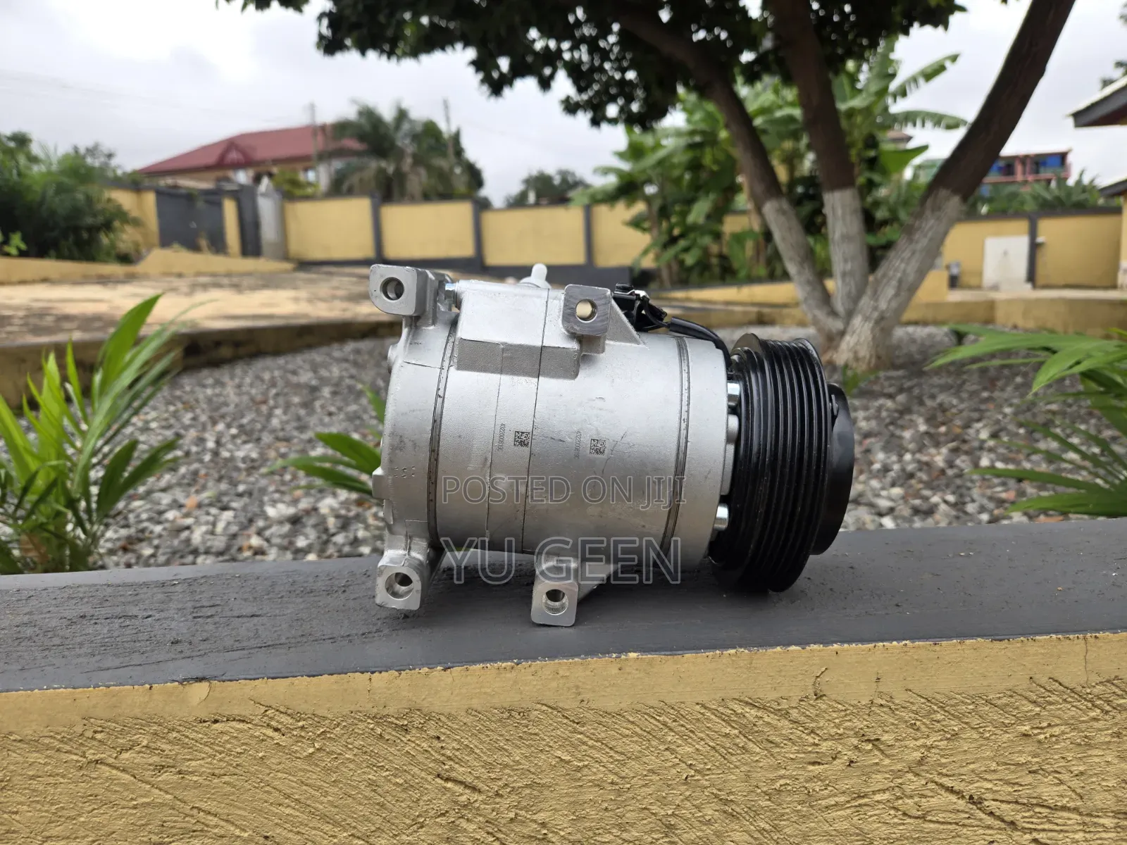 Hyundai H1 AC Compressor/Motor