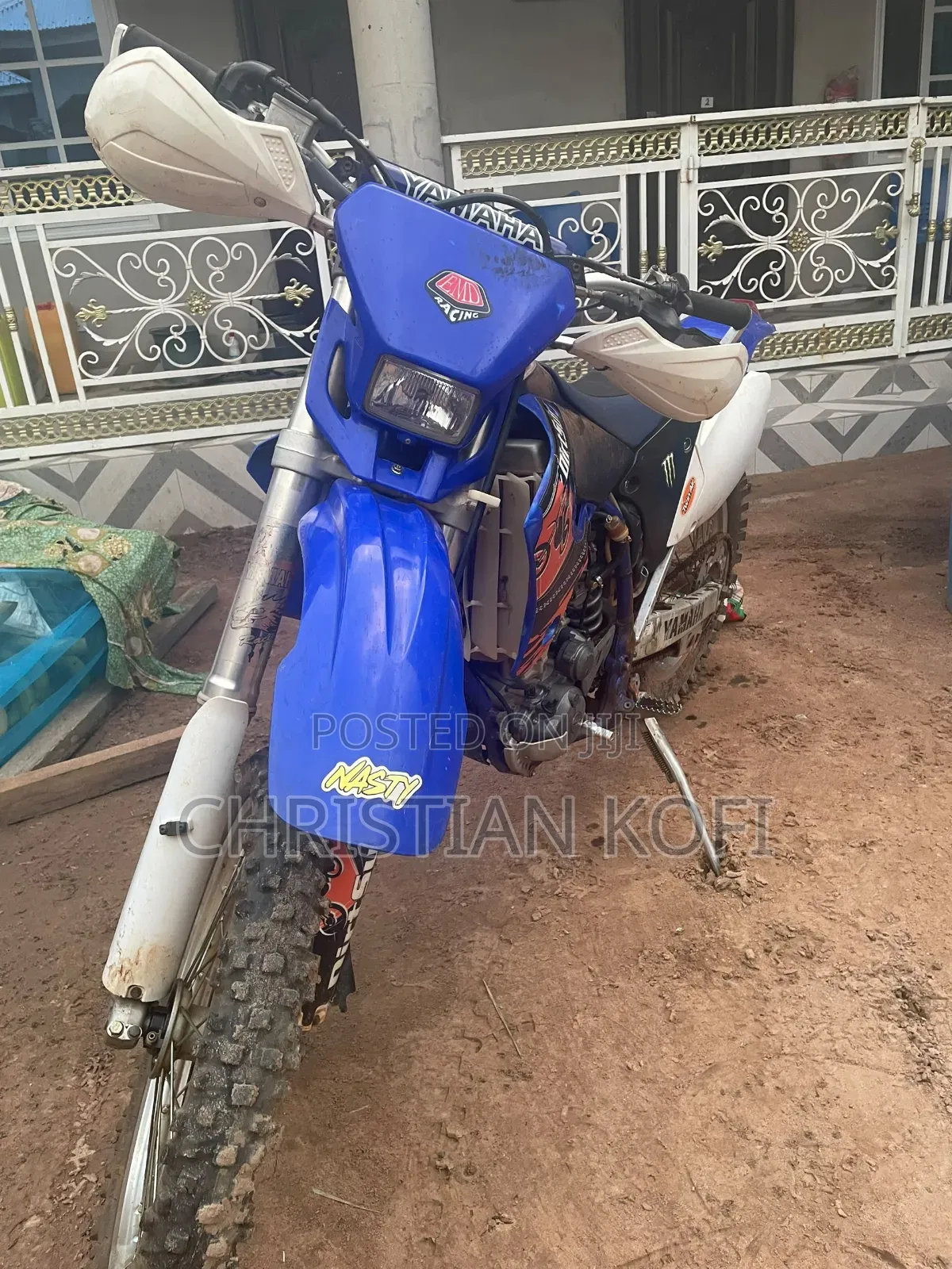 Yamaha 2006 Black