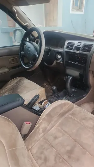 Toyota 4-Runner 1999 Silver