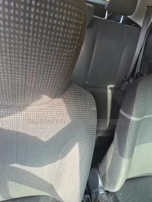 Toyota Vitz 2014 Silver
