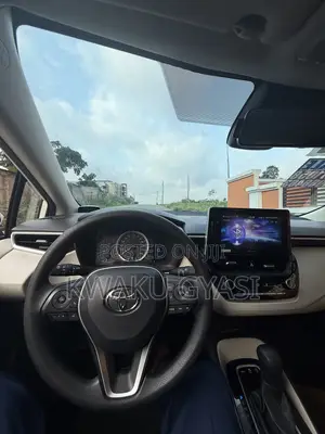 Toyota Corolla 2019 White