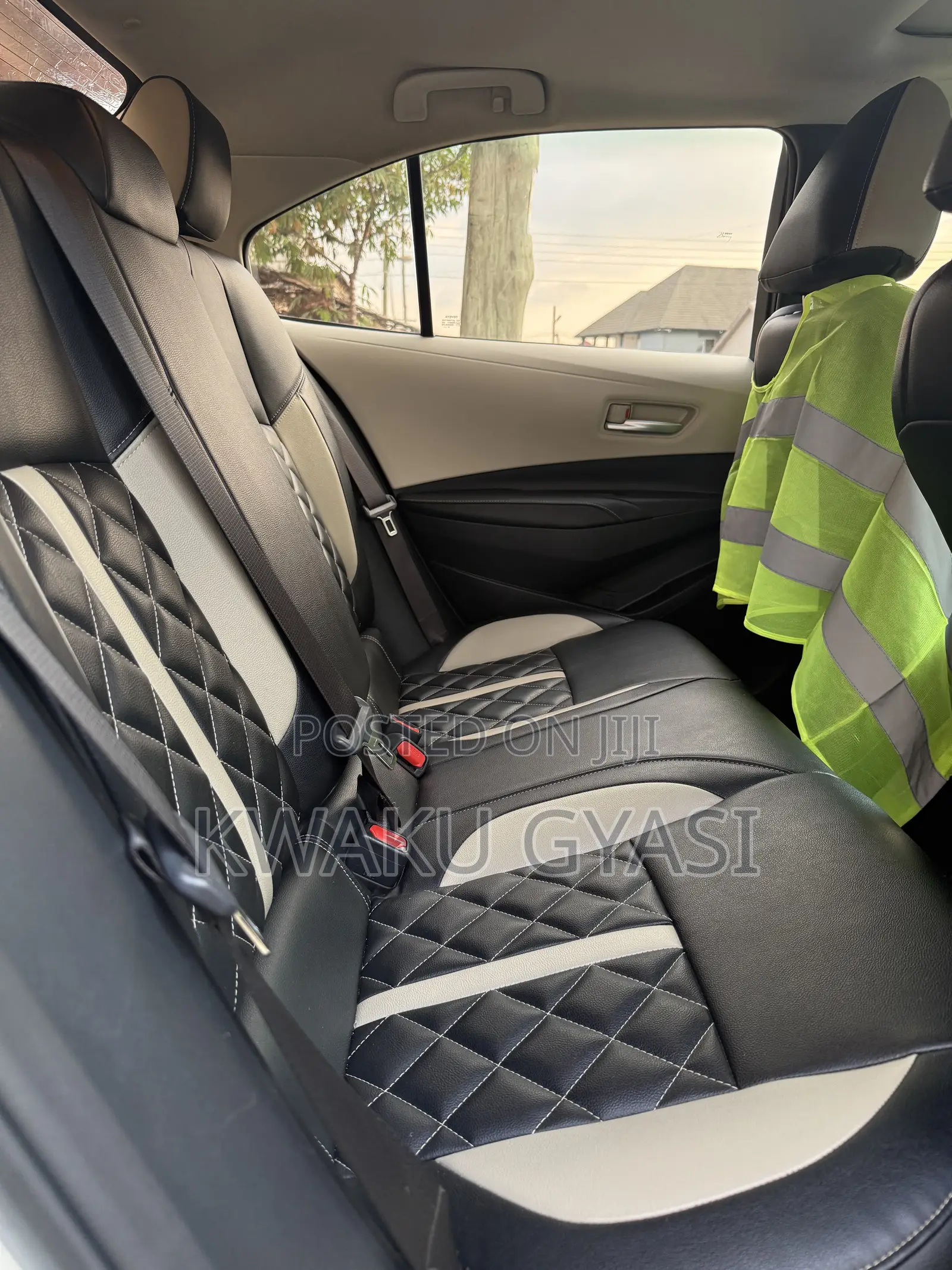 Toyota Corolla 2019 White