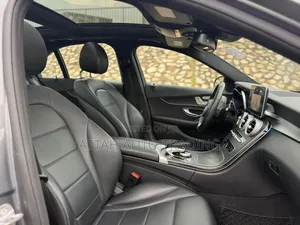 Mercedes-Benz C300 2018 Gray