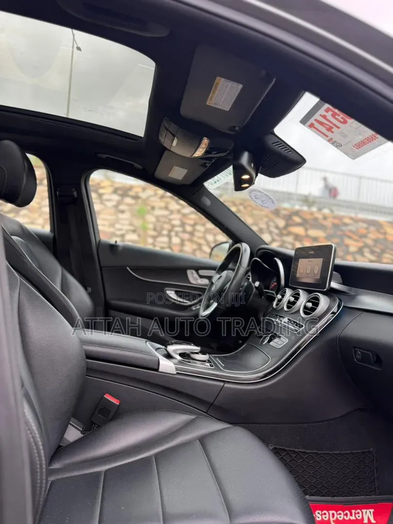 Mercedes-Benz C300 2018 Gray