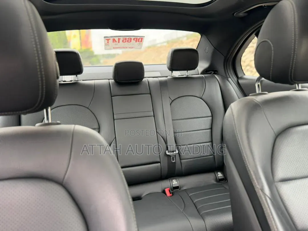 Mercedes-Benz C300 2018 Gray