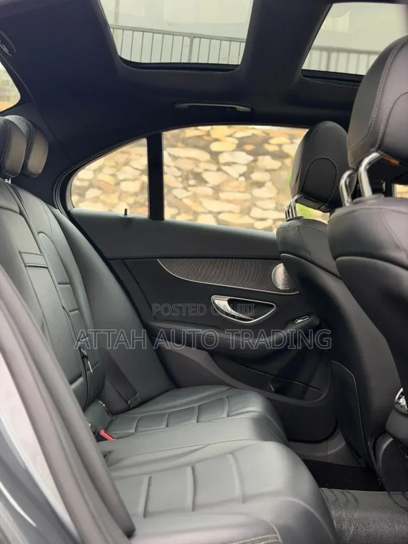 Mercedes-Benz C300 2018 Gray
