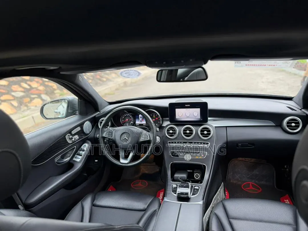 Mercedes-Benz C300 2018 Gray