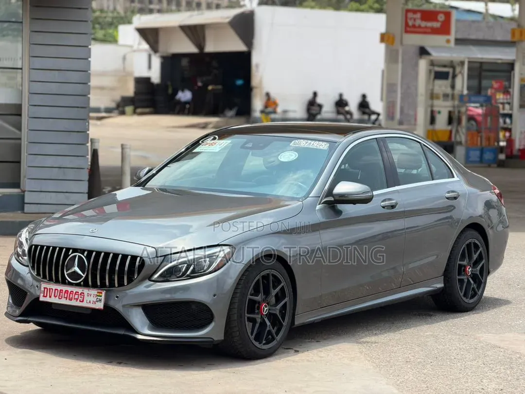 Mercedes-Benz C300 2018 Gray