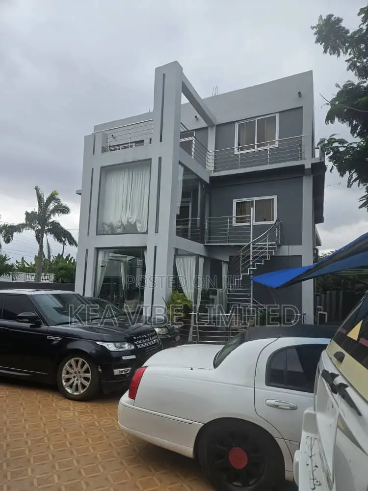 Furnished 4bdrm House in Roman Ridge for sale