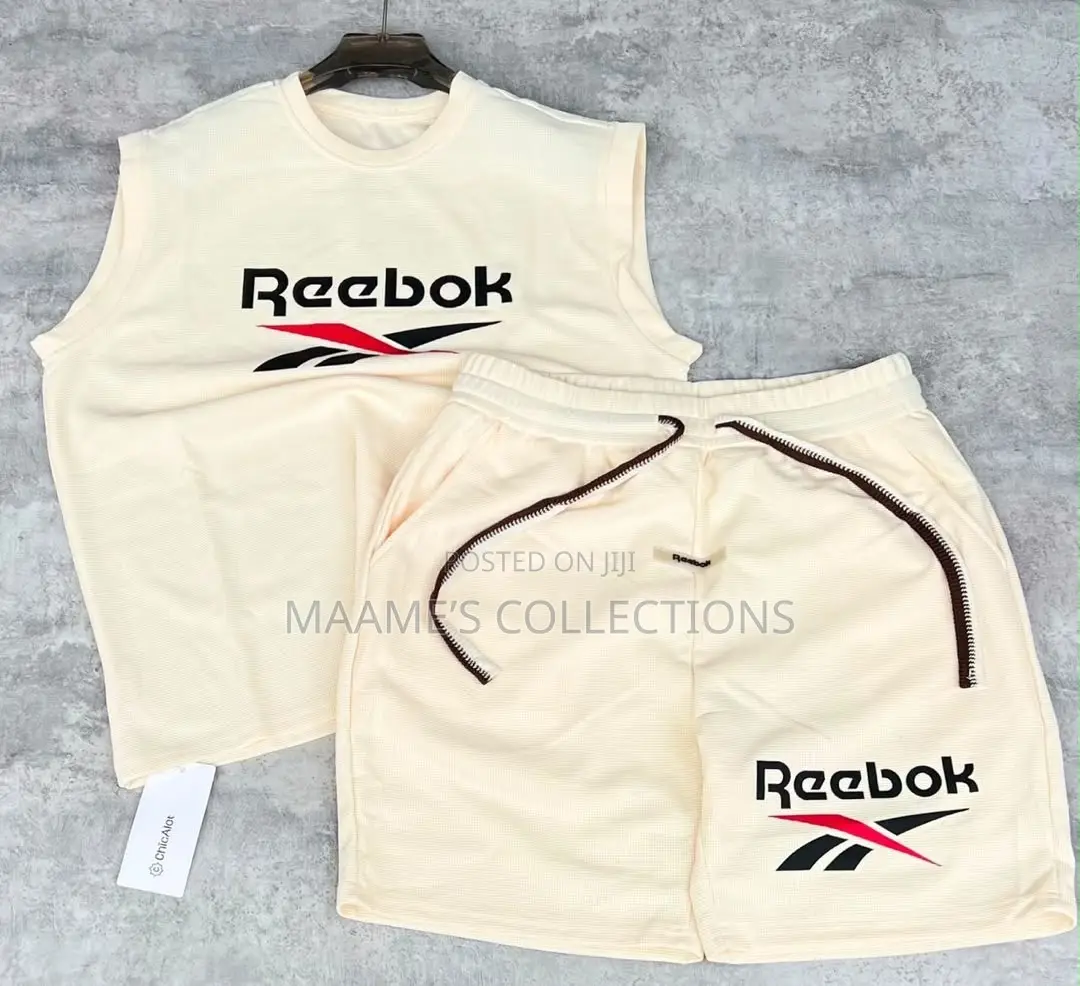 Men’s Stylish 2-Piece Shorts and Sleeveless / Armless Top Set