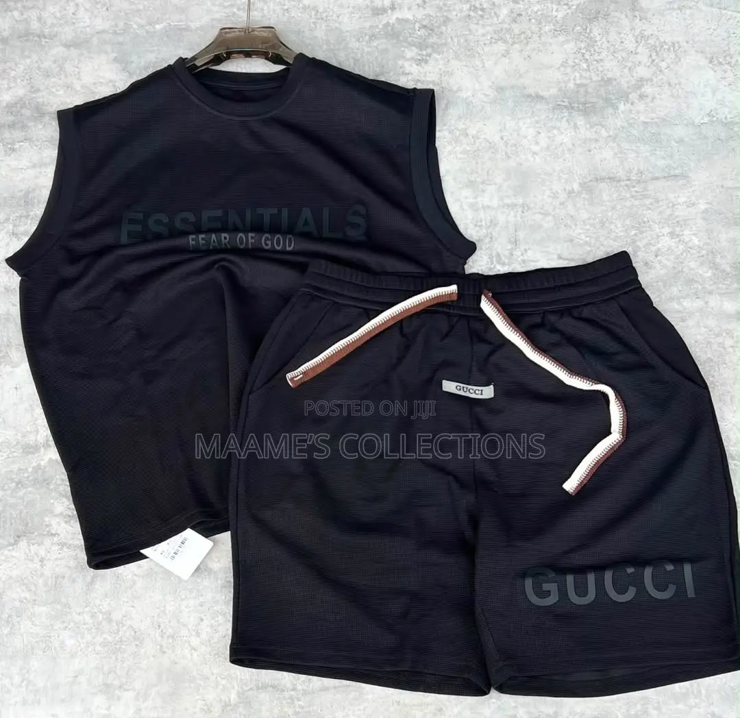 Men’s Stylish 2-Piece Shorts and Sleeveless / Armless Top Set