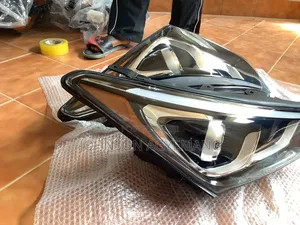 Hyundai Santa Fe 2017-2018 Headlight