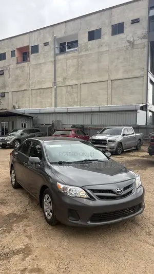 Toyota Corolla S Special Edition 4dr Sedan (1.8L 4cyl 4A) 2013 Gray