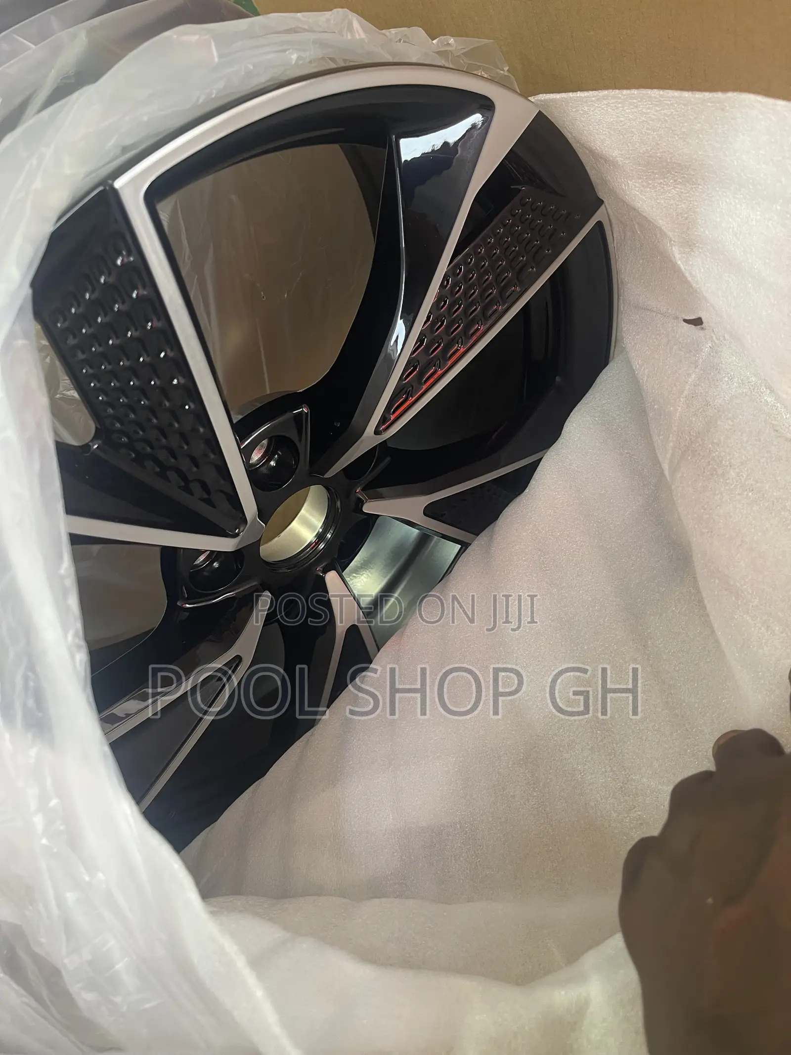 Alloyed Rim for All Cars Rim 18
