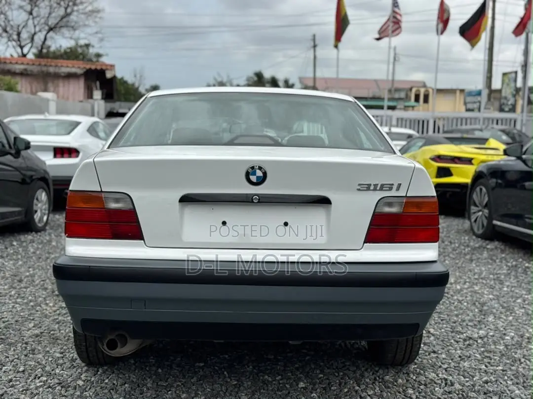 BMW 316i 1995 White
